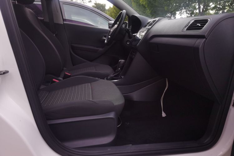 Volkswagen Polo 2018 #10 Volkswagen Polo 2018 car image #10