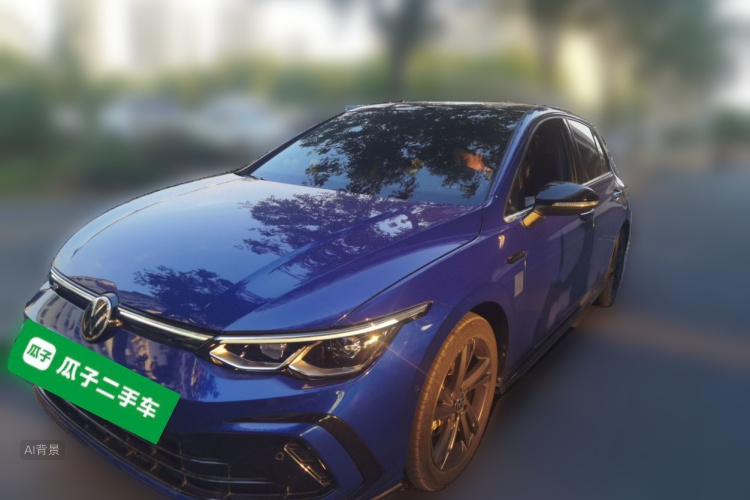 Volkswagen Golf 2021 car image #2