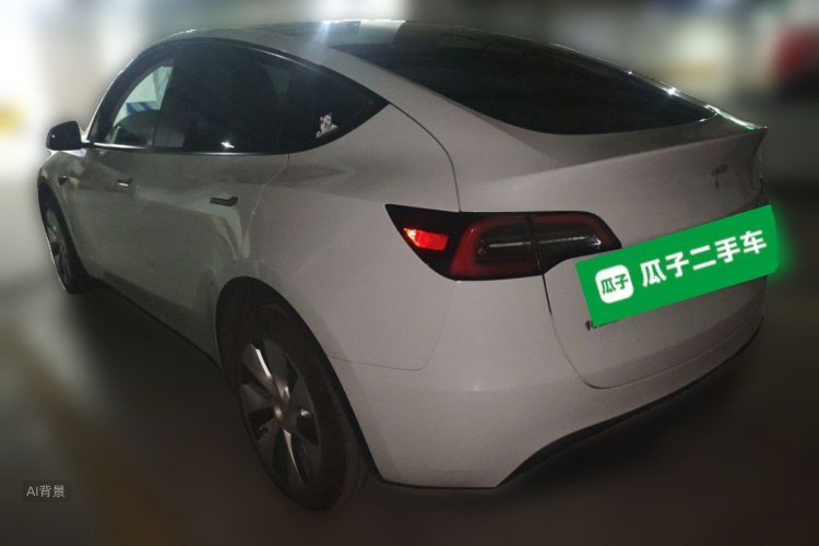 Tesla Model Y 2023 #5 Tesla Model Y 2023 car image #5