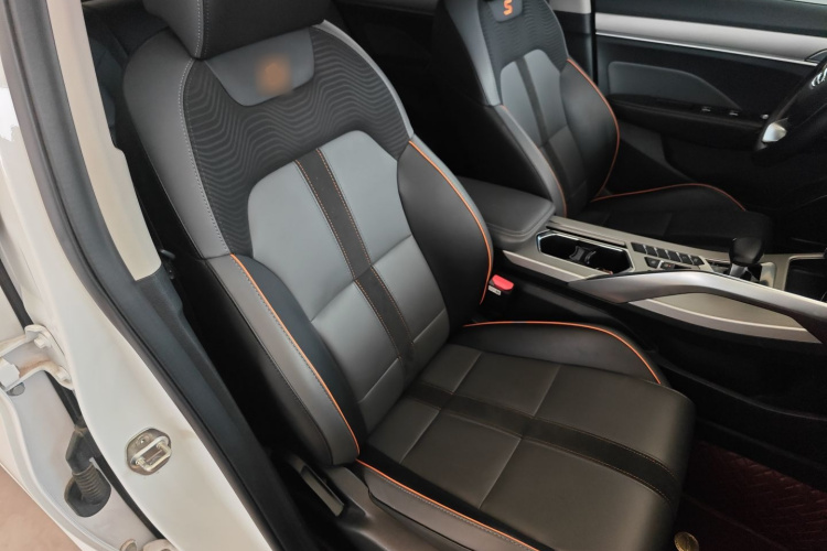 GEELY Coolray 2023 immagine di auto #24