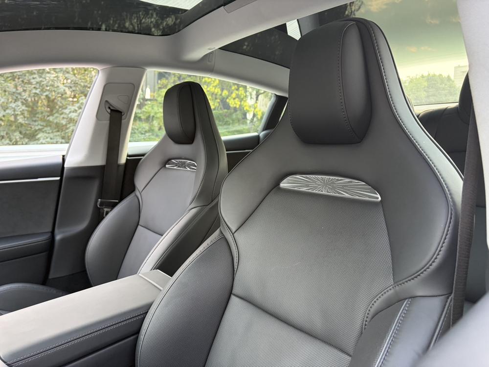 Tesla Model 3 2024 car image #8