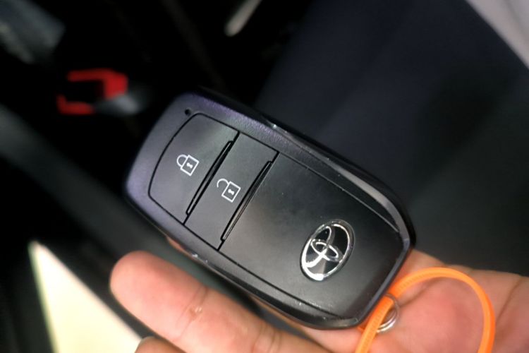 Toyota Corolla Cross 2023 #9 Toyota Corolla Cross 2023 car image #9