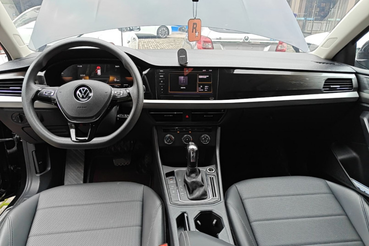 Volkswagen Lavida 2021 car image #10