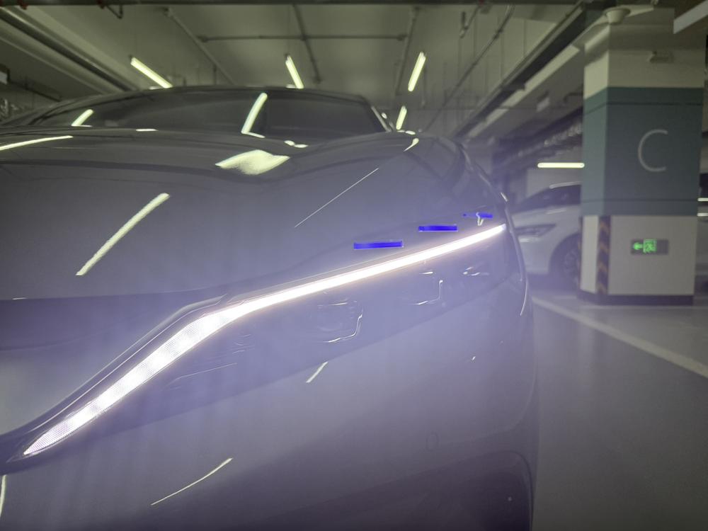 BYD Han 2023 car image #9