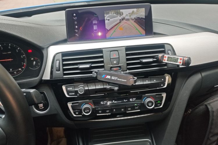 BMW 3 Series GT 2019 car image #13