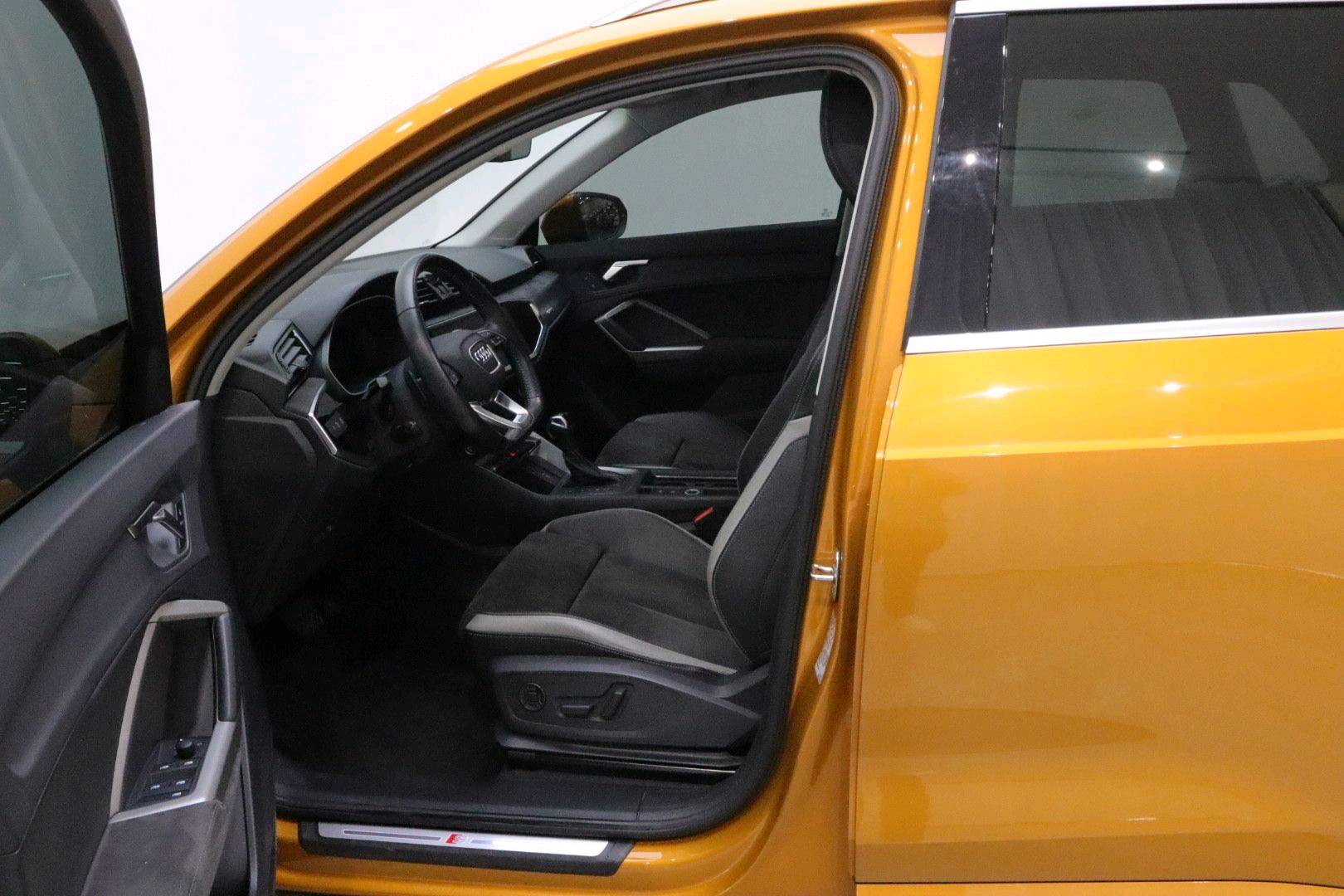 Audi Q3 2021 #9 Audi Q3 2021 car image #9
