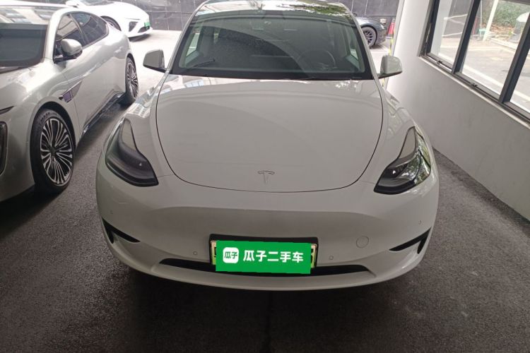 Tesla Model Y 2022 #3 Tesla Model Y 2022 car image #3