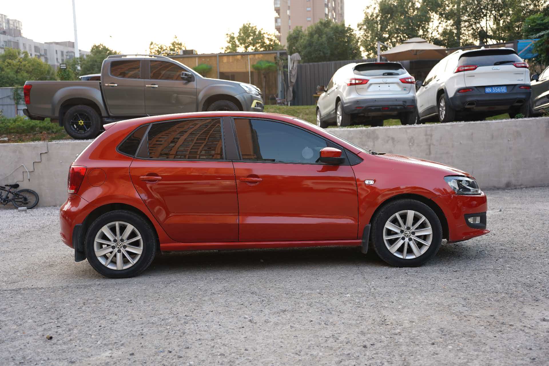 2013 imagen de coche #5