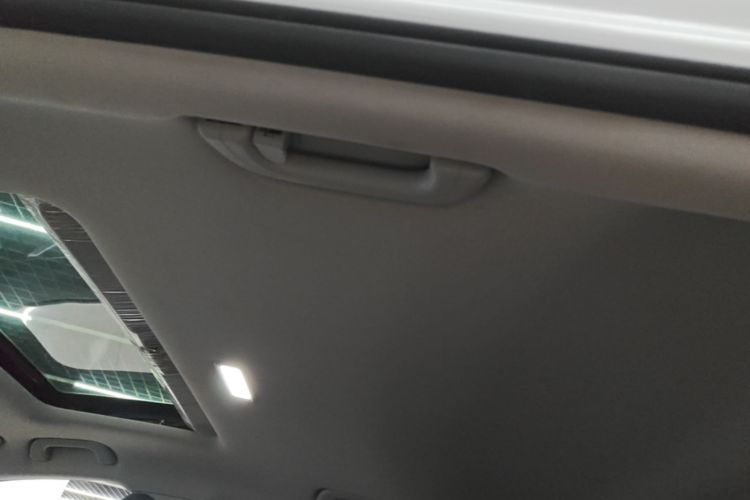 GEELY Emgrand 2022 #18 GEELY Emgrand 2022 car image #18