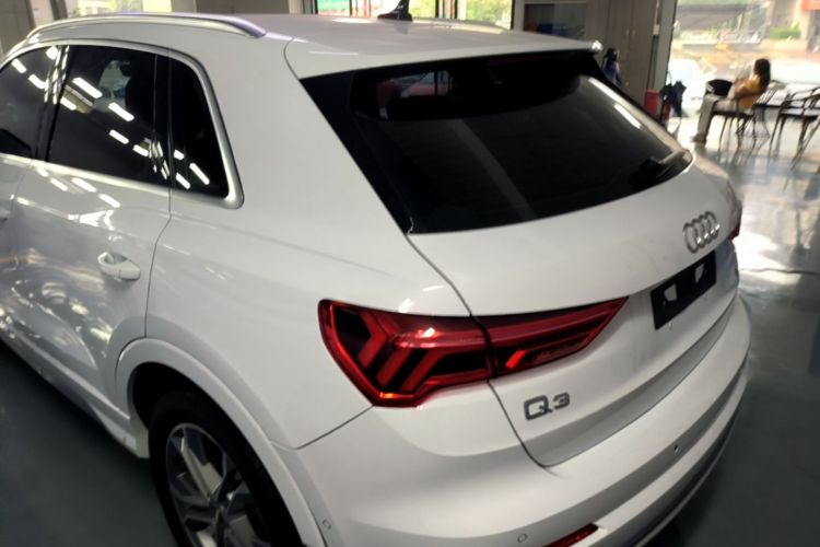 Audi Q3 2021 #5 Audi Q3 2021 car image #5
