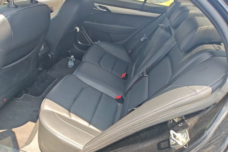 GEELY Emgrand 2018 #19 GEELY Emgrand 2018 car image #19