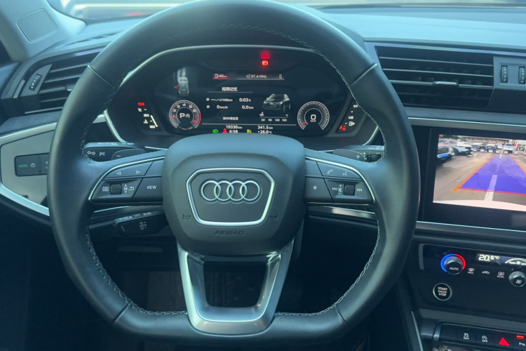 Audi Q3 2023 #11 Audi Q3 2023 car image #11