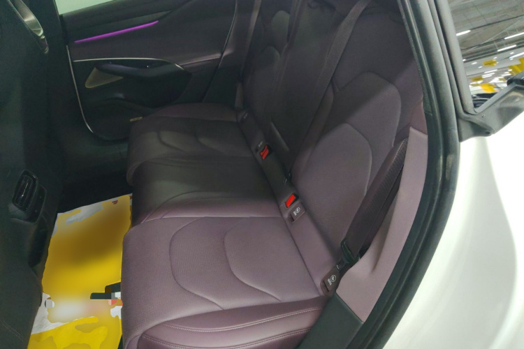 MI SU7 2024 car image #17