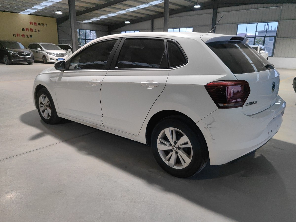 Volkswagen Polo 2021 car image #7