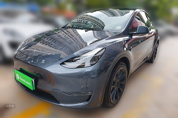 Tesla Model Y 2022 car image #2