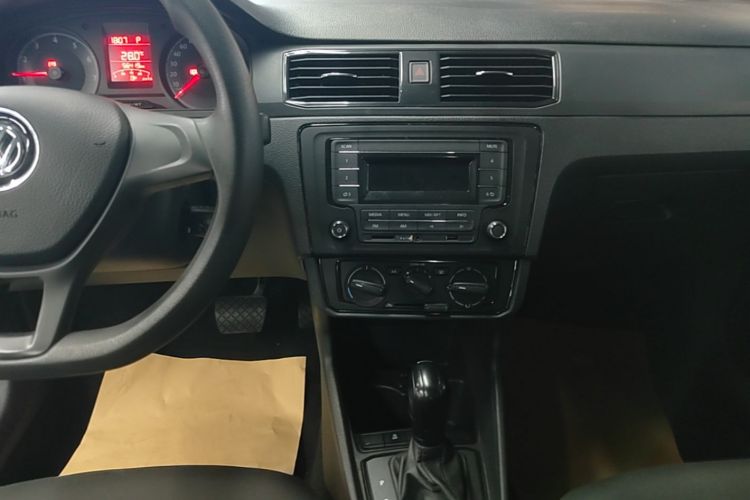 Volkswagen Santana 2021 car image #13