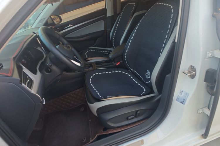 Volkswagen Bora 2023 car image #19