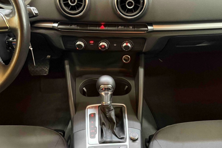 Audi A3 2016 صورة سيارة #12