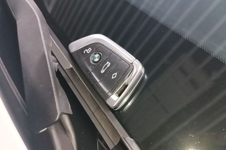 BMW 3 Series 2020 #9 BMW 3 Series 2020 car image #9