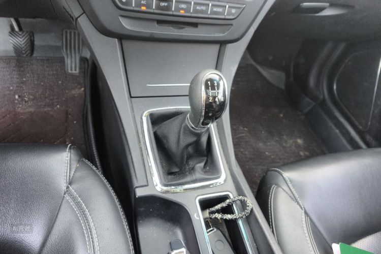 GEELY Emgrand 2017 #16 GEELY Emgrand 2017 car image #16