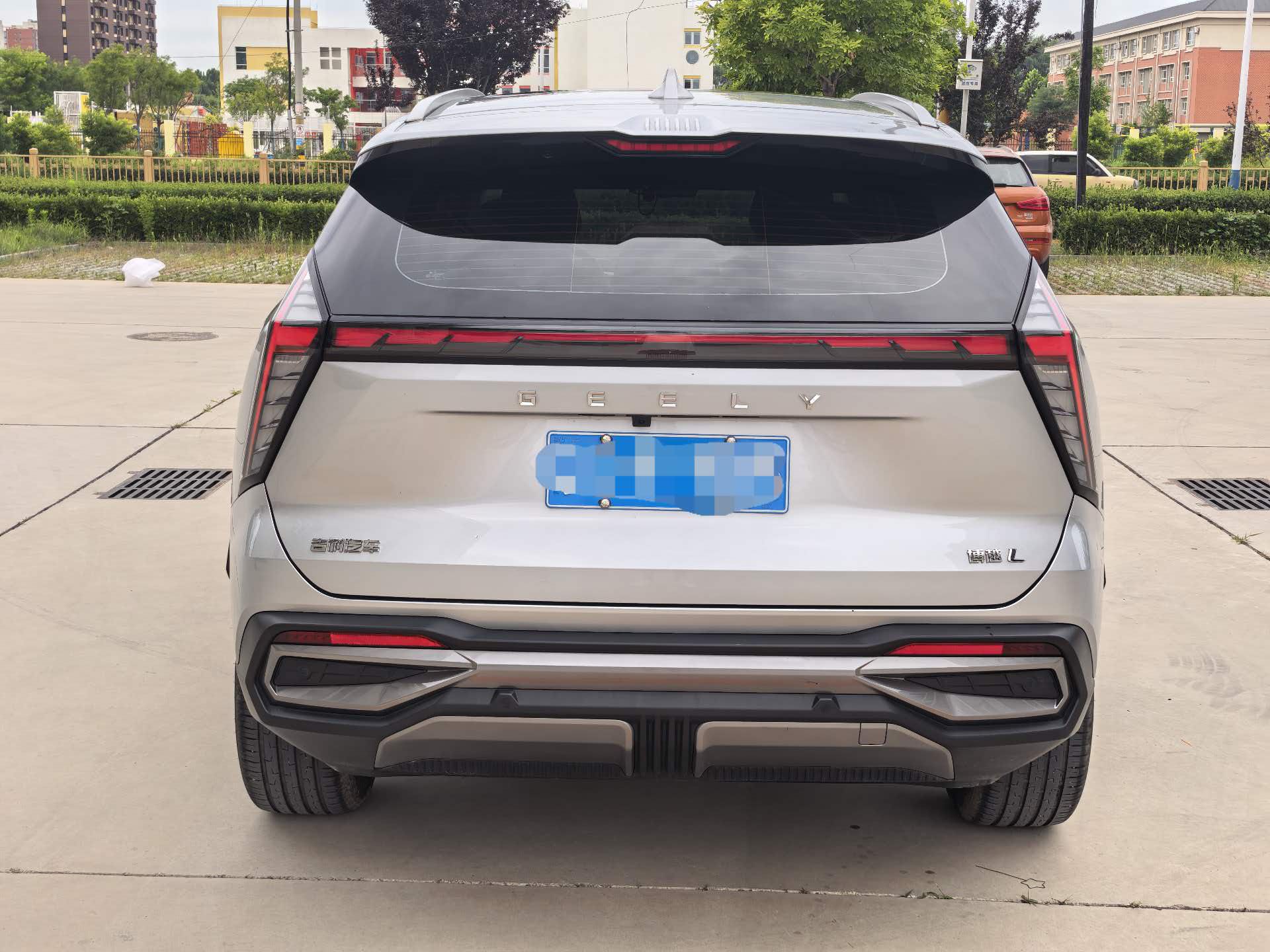GEELY Boyue L 2024 car image #8