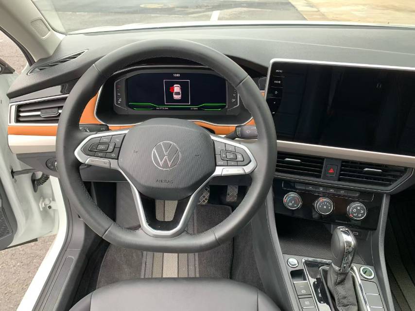 Volkswagen Bora 2024 car image #9