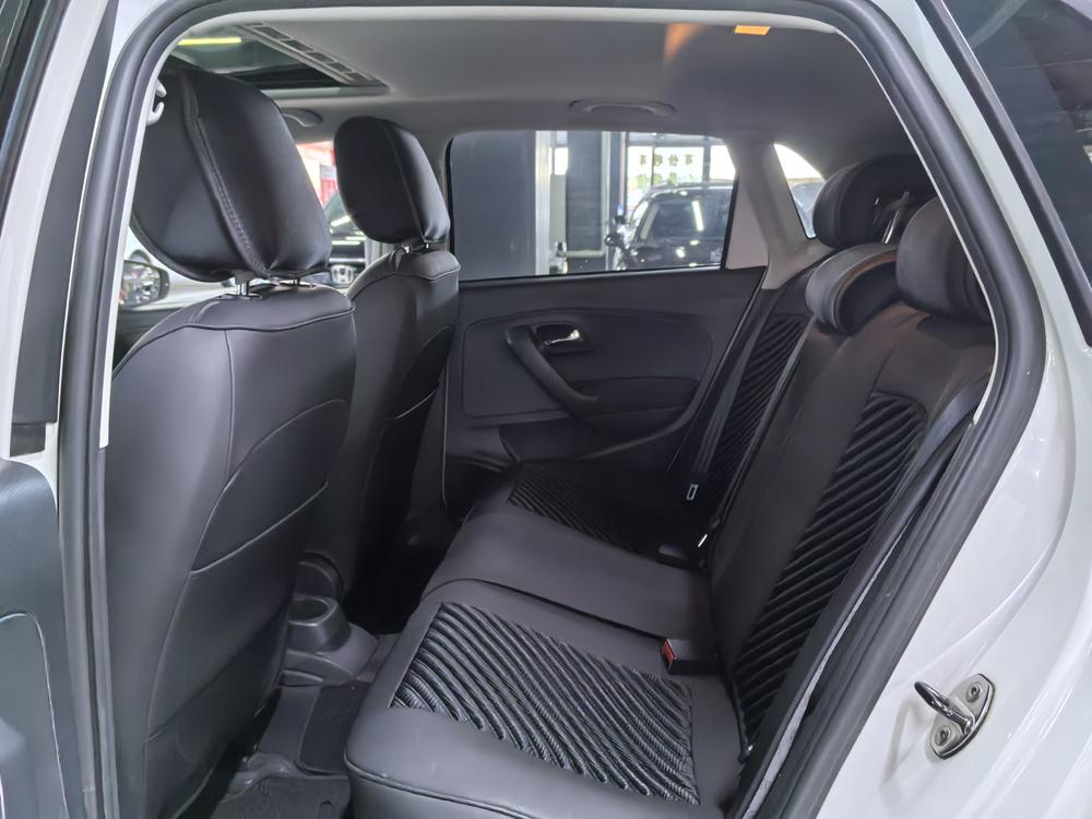 Volkswagen Polo 2016 #11 Volkswagen Polo 2016 car image #11