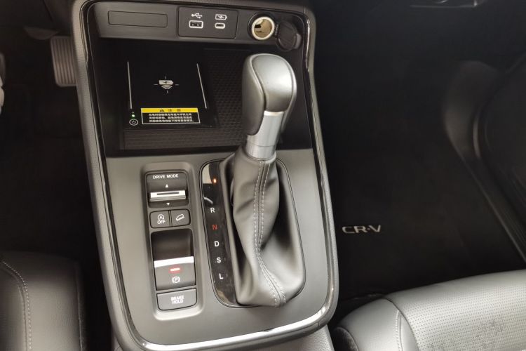 Honda CR-V 2023 immagine di auto #14