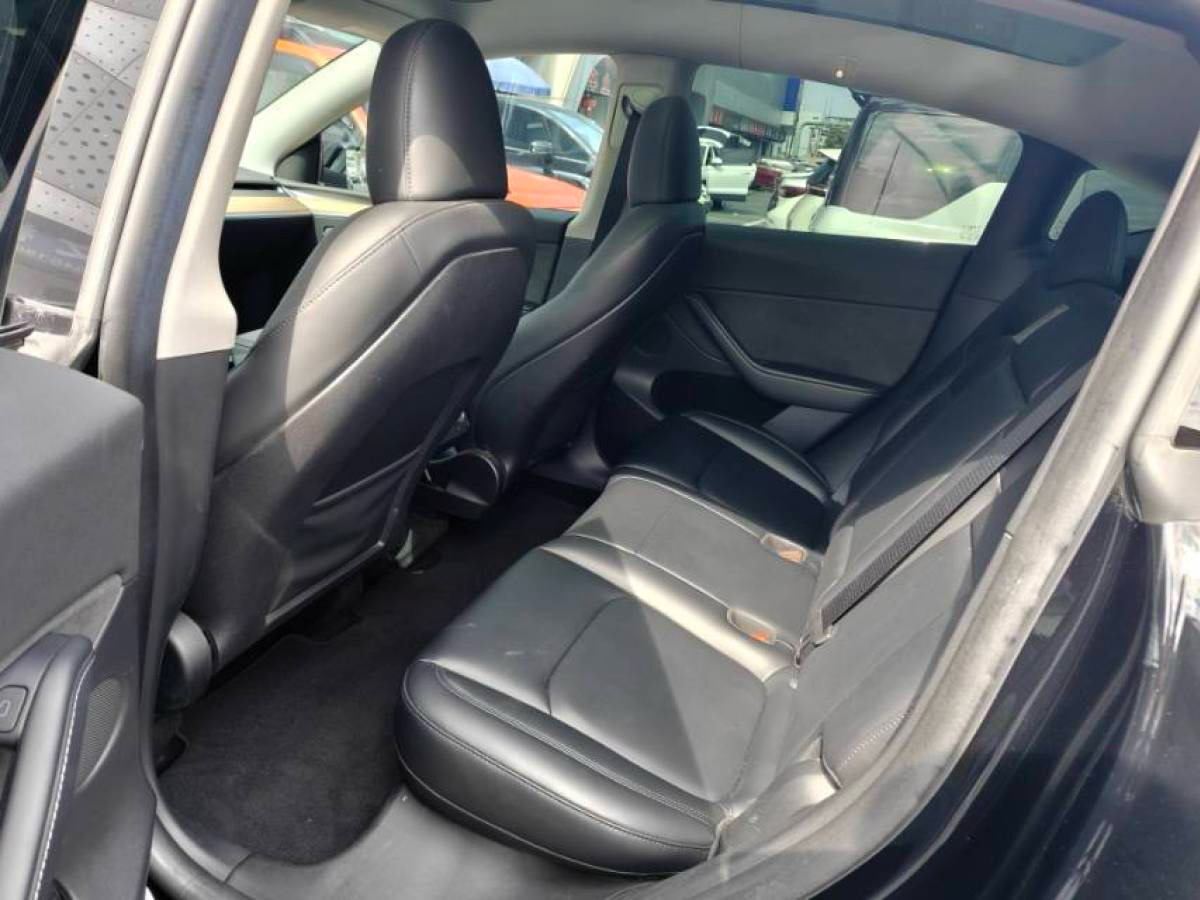 Tesla Model Y 2023 #3 Tesla Model Y 2023 car image #3