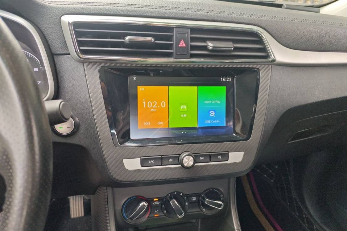 MG ZS 2017 #28 MG ZS 2017 car image #28