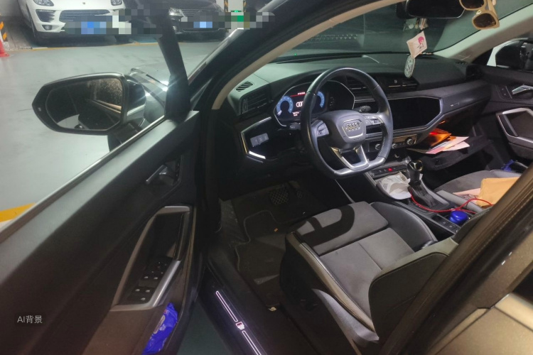 Audi Q3 2020 immagine di auto #18