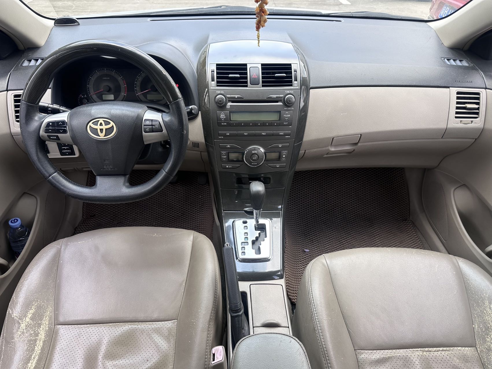 Toyota Corolla 2011 #6 Toyota Corolla 2011 car image #6