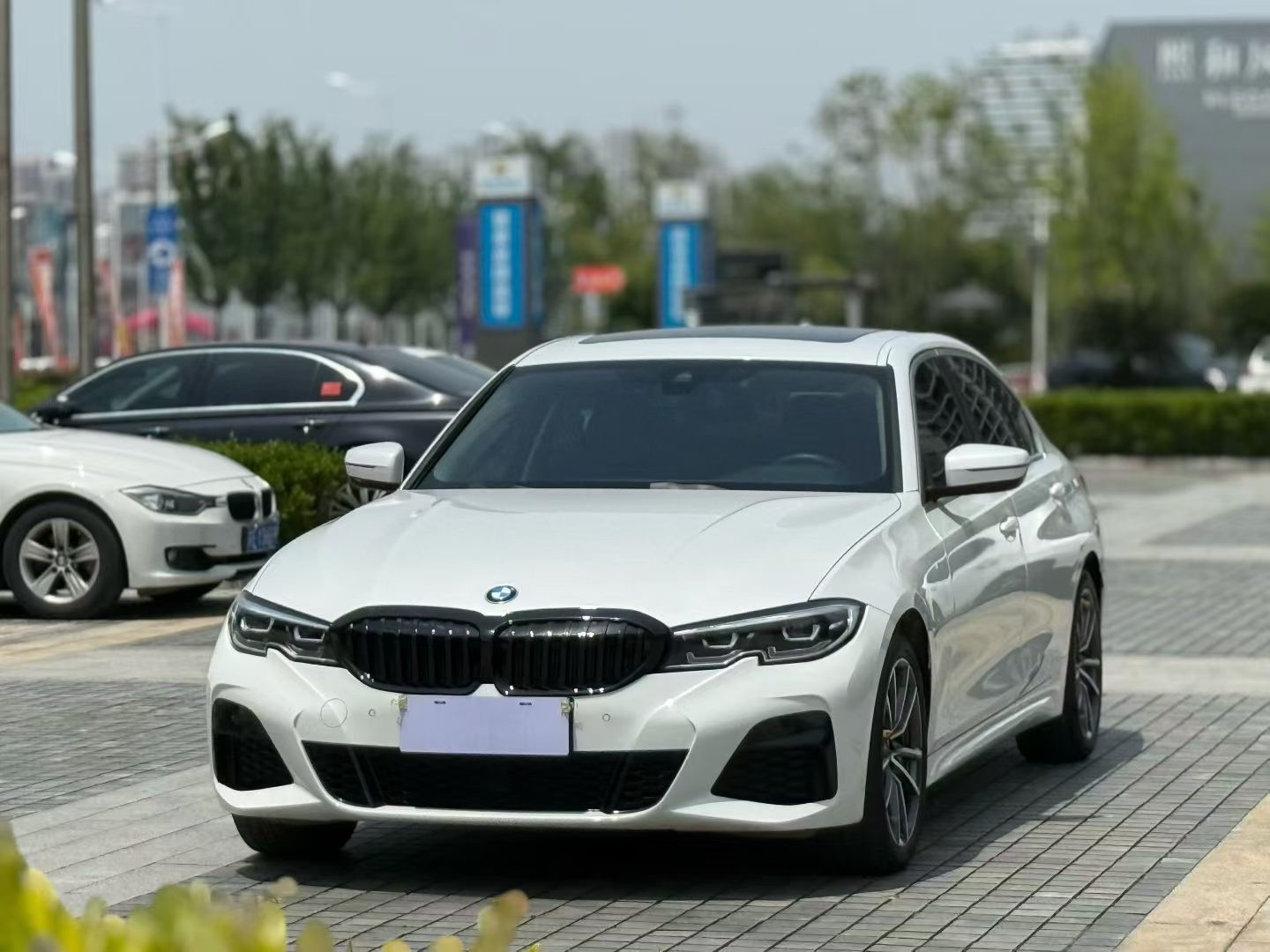 BMW 3 Series 2021 car image 