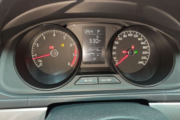 Volkswagen Lavida 2017 car image #12