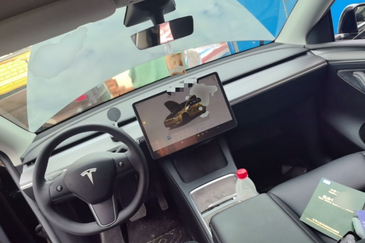 Tesla Model Y 2022 #7 Tesla Model Y 2022 car image #7