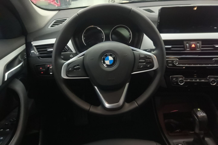 BMW X1 2018 #15 BMW X1 2018 car image #15