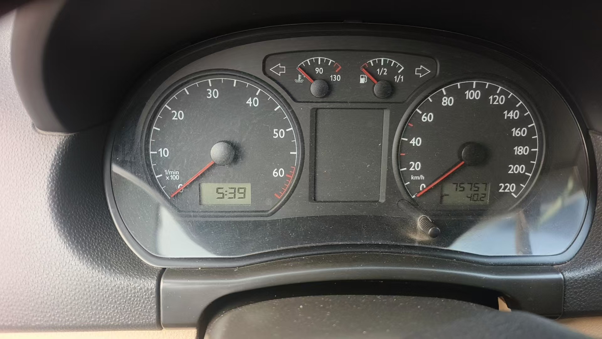 Volkswagen Polo 2010 #9 Volkswagen Polo 2010 صورة سيارة #9