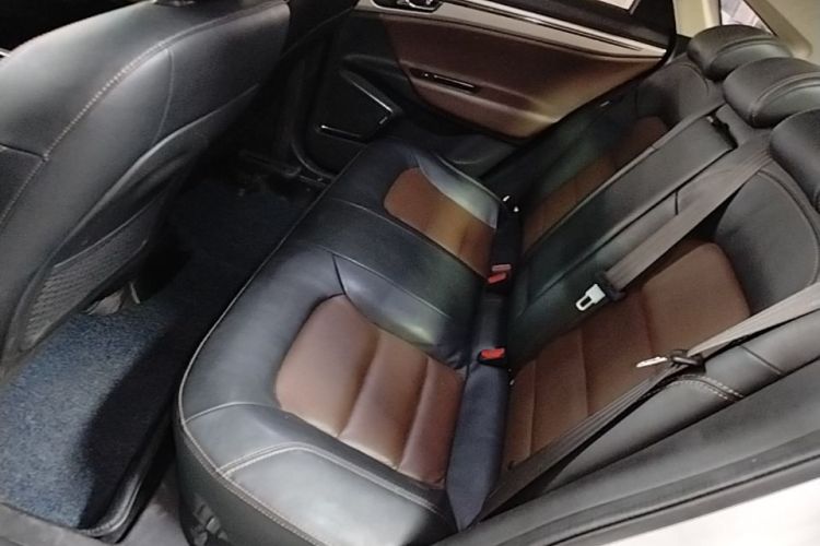 GEELY Emgrand GL 2016 #17 GEELY Emgrand GL 2016 immagine di auto #17