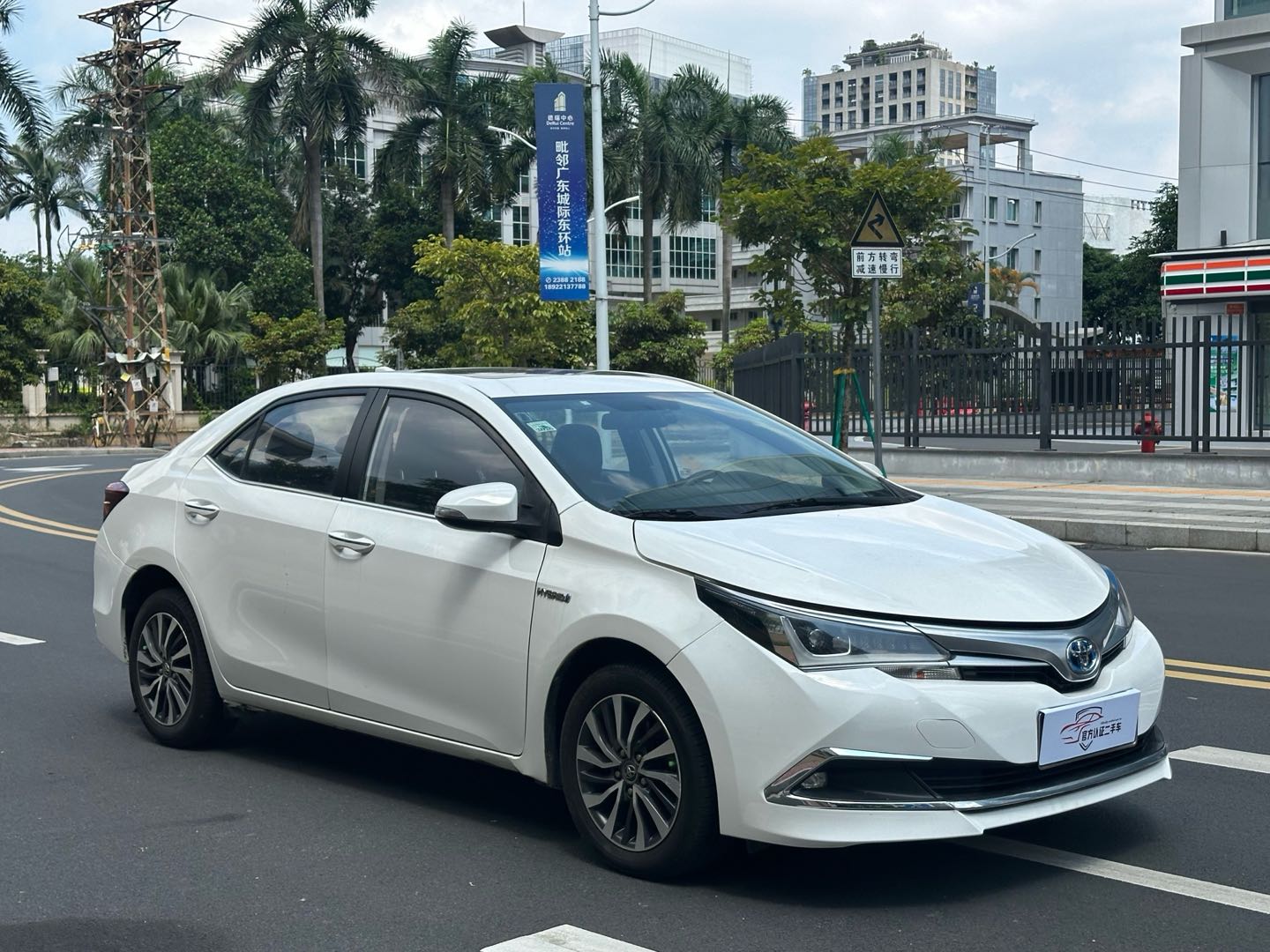Toyota Corolla 2018 #5 Toyota Corolla 2018 car image #5