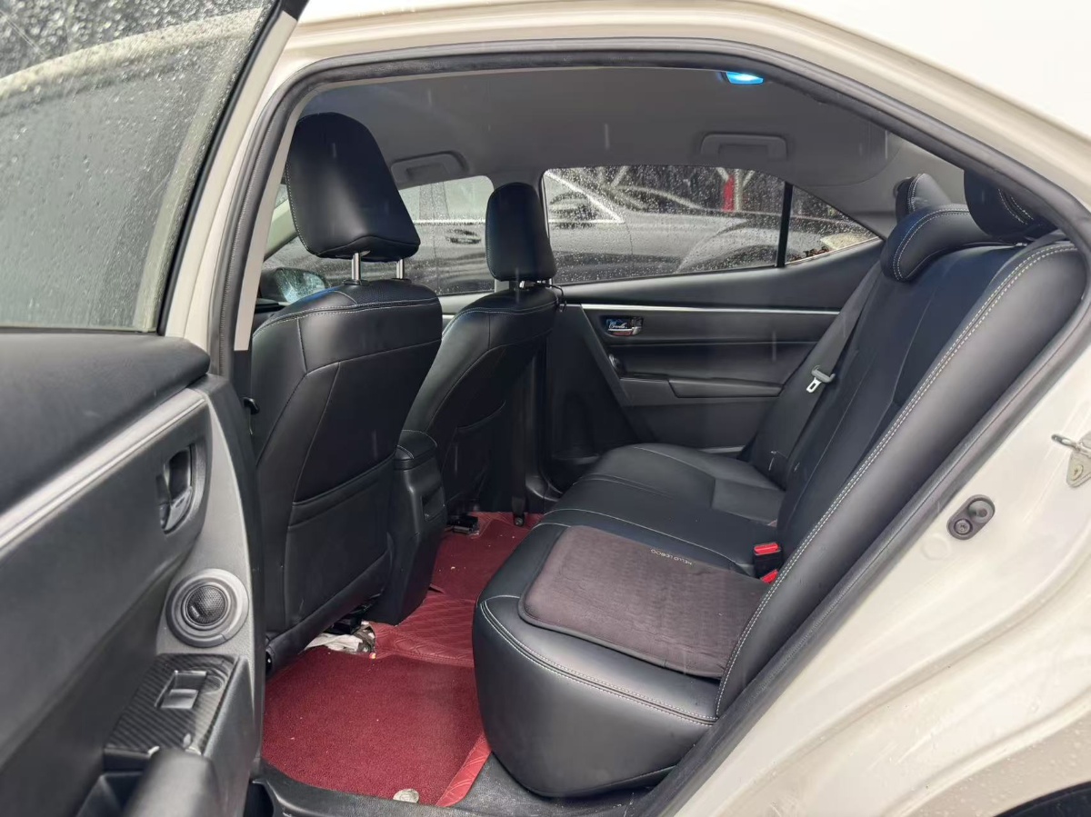 Toyota Corolla 2017 car image #9