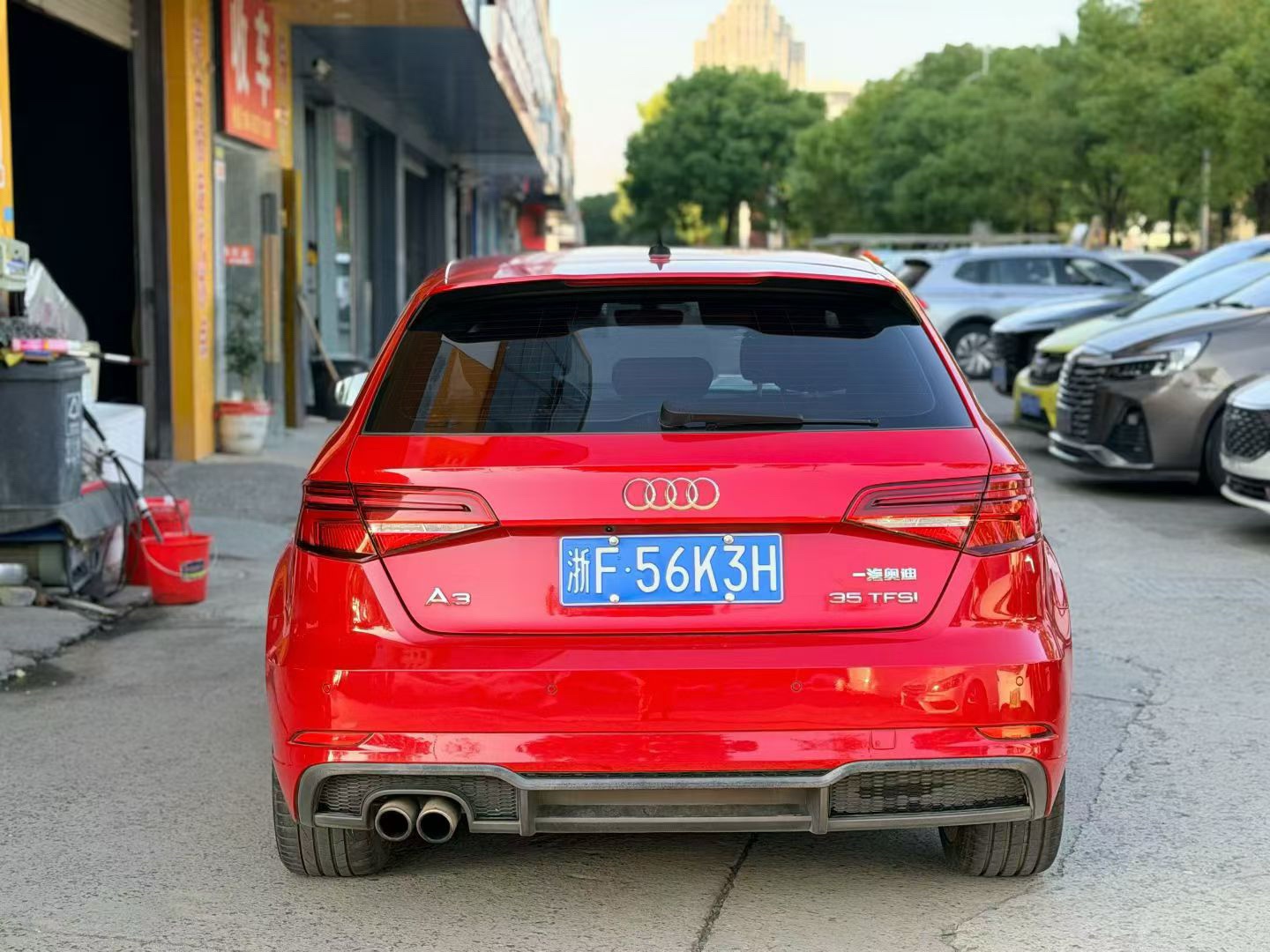 2019 immagine di auto #4