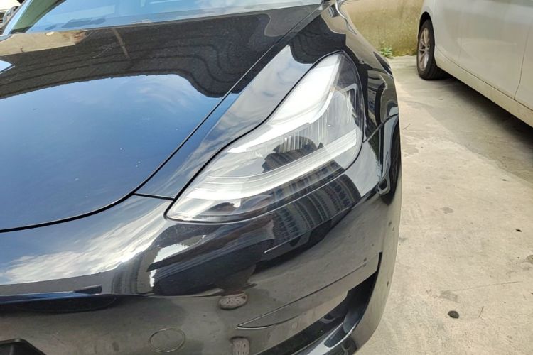 Tesla Model 3 2020 immagine di auto #23