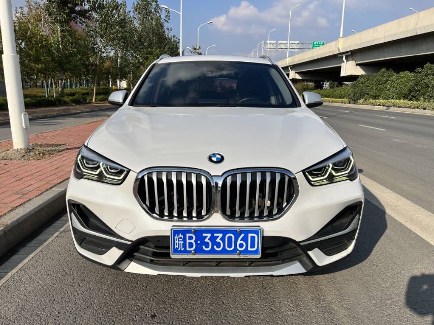 BMW X1 2021 изображение автомобиля #2
