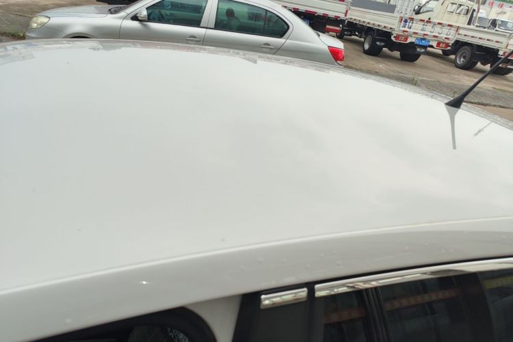 Volkswagen Polo 2015 car image #25