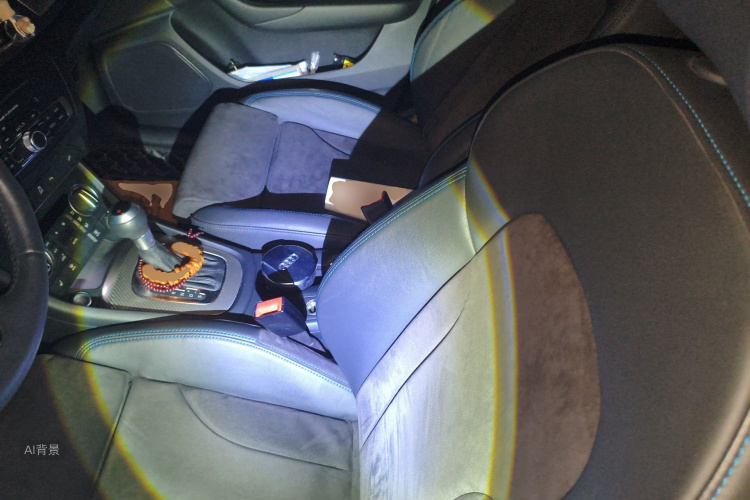 Audi Q3 2019 car image #17