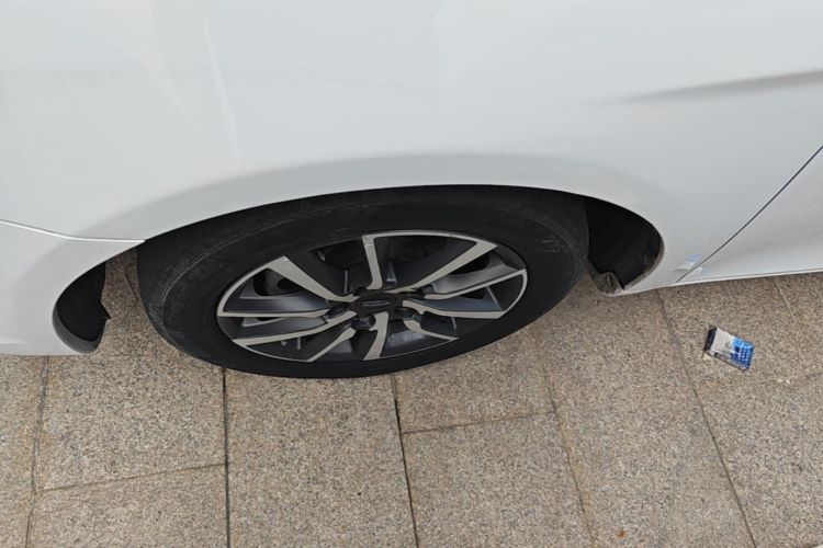 GEELY Emgrand 2021 #9 GEELY Emgrand 2021 car image #9