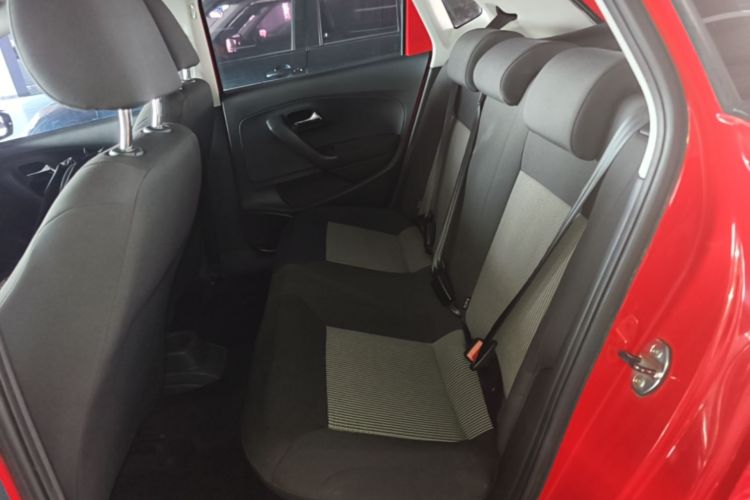 Volkswagen Polo 2016 immagine di auto #13