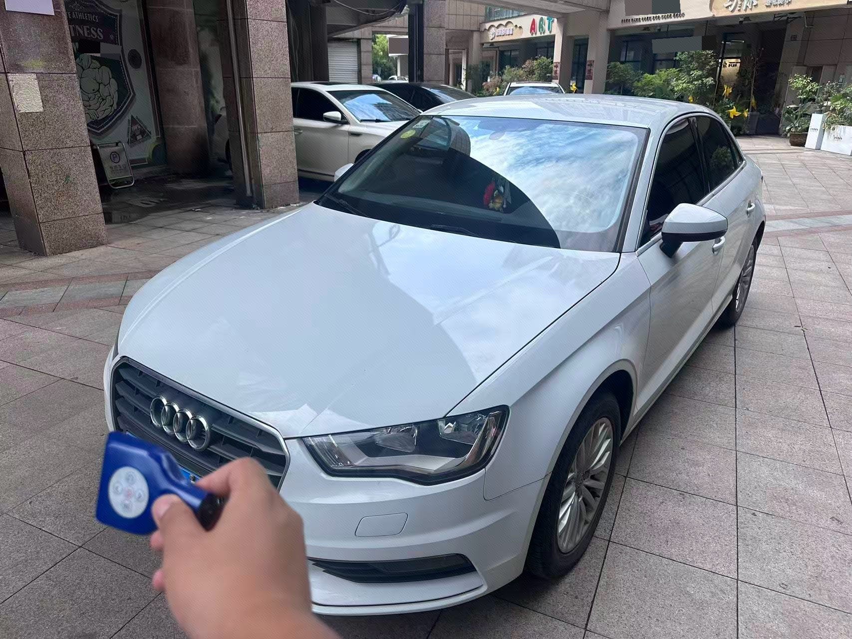 2016 2016 immagine di auto