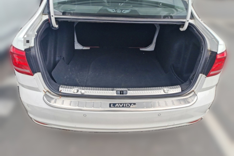 Volkswagen Lavida 2017 car image #21