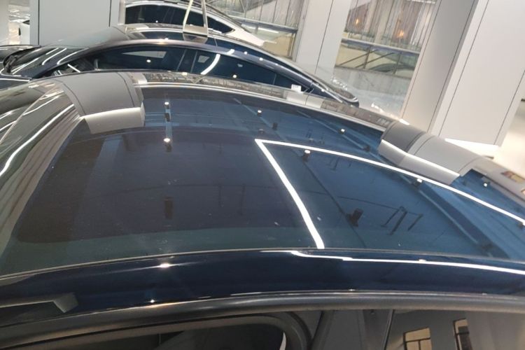 Tesla Model Y 2022 car image #22